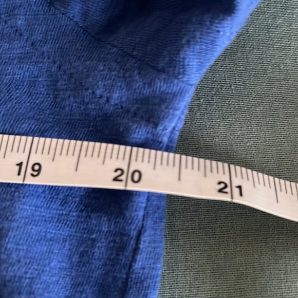 Brand new 3/4 sleeve top - Picture 5 of 6